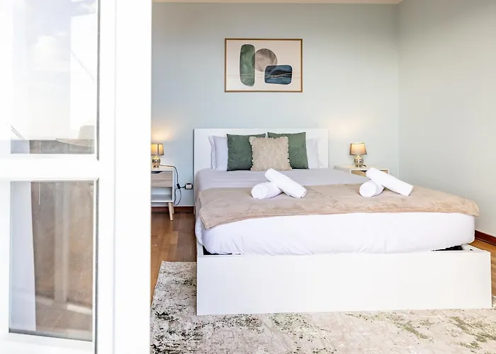 Ocean Side Vista By Your Key 丰沙尔